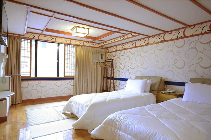 Imagen de la habitación del Hotel Phoenix Pavilion Hot Spring. Foto 19