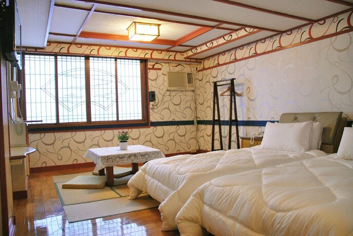 Imagen de la habitación del Hotel Phoenix Pavilion Hot Spring. Foto 30