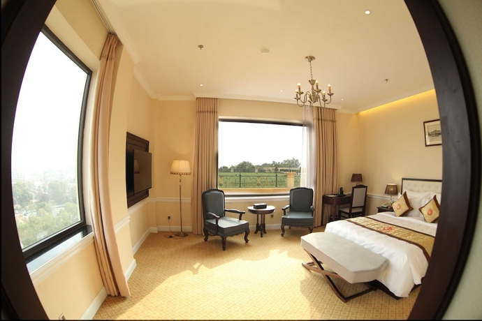 Imagen de la habitación del Hotel Phoenix Resort Bac Ninh. Foto 2