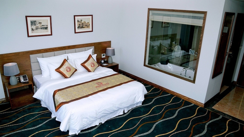 Imagen de la habitación del Hotel Phoenix Resort Bac Ninh. Foto 18