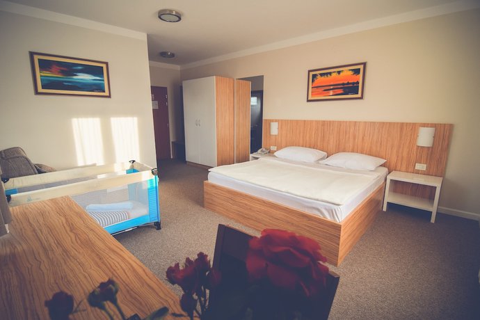 Imagen de la habitación del Hotel Phoenix, Velika Gorica. Foto 2