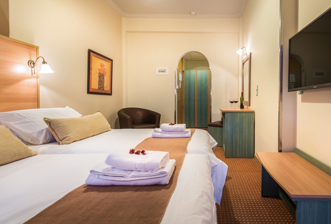 Imagen de la habitación del Hotel Phoenix, Zante. Foto 3