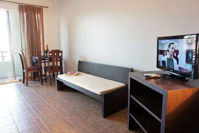 Imagen general del Hotel Phompassorn Apartment. Foto 8