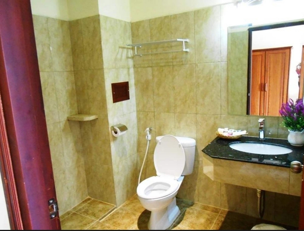 Imagen de la habitación del Hotel Phonethip Plaza. Foto 7