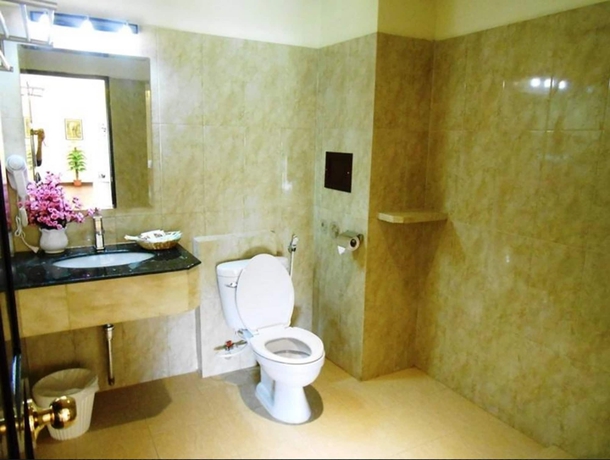 Imagen de la habitación del Hotel Phonethip Plaza. Foto 9