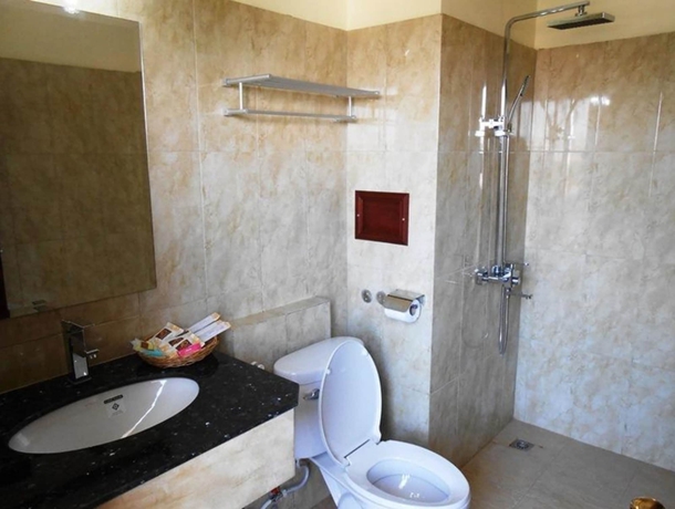 Imagen de la habitación del Hotel Phonethip Plaza. Foto 10
