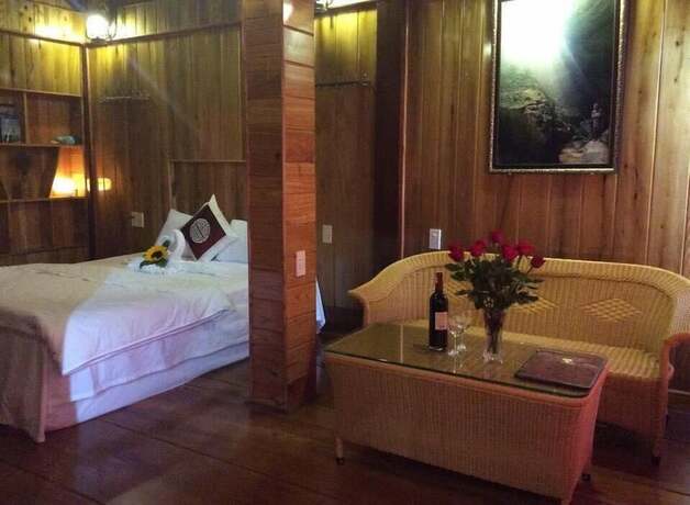 Imagen de la habitación del Hotel Phong Nha Mountain House. Foto 24