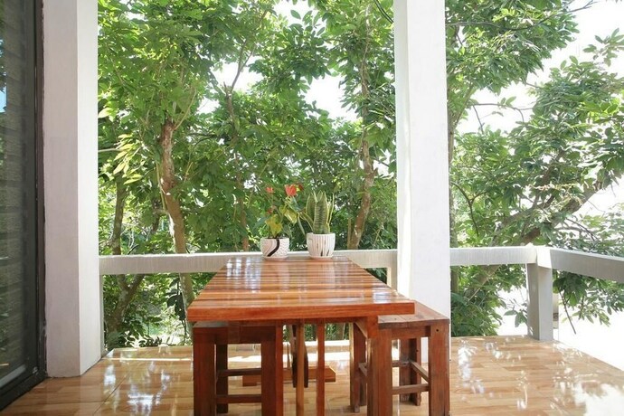 Imagen de los exteriores del Hotel Phong Nha Mountain House. Foto 35