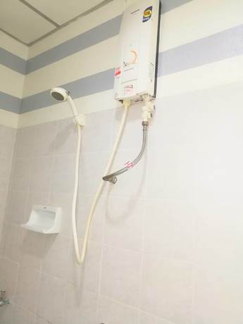 Imagen de la habitación del Hotel Phongkaew. Foto 10