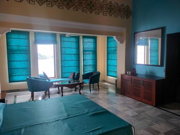 Imagen de la habitación del Hotel Phool Mahal Palace. Foto 4