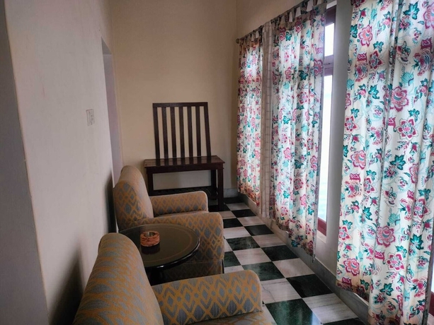 Imagen de la habitación del Hotel Phool Mahal Palace. Foto 7
