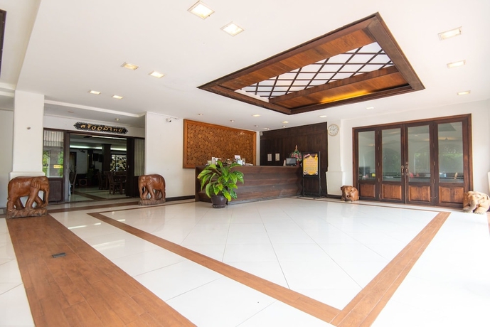 Imagen de los interiores del Hotel Phoomthai Garden. Foto 16