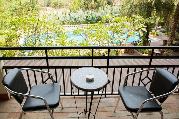 Imagen de la habitación del Hotel Phoomthai Garden. Foto 12