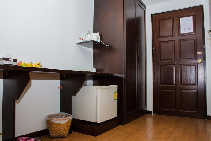 Imagen de la habitación del Hotel Phoomthai Garden. Foto 13