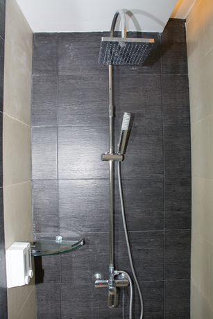 Imagen de la habitación del Hotel Phoomthai Garden. Foto 15