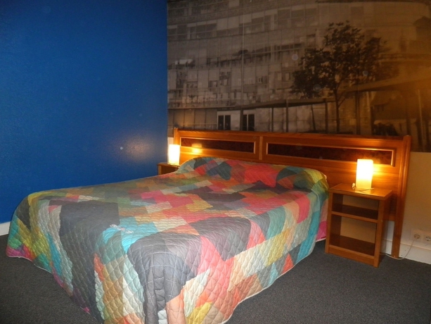 Imagen de la habitación del Hotel Photo Zabalburu. Foto 4