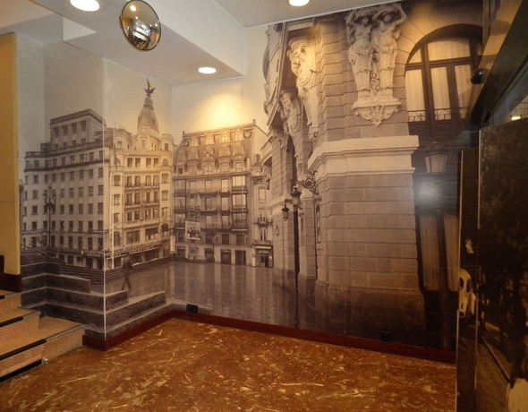 Imagen de los interiores del Hotel Photo Zabalburu. Foto 19