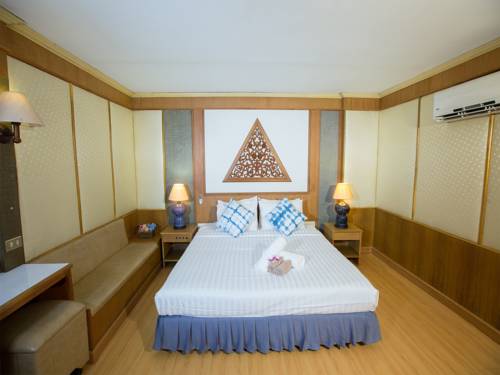 Imagen de la habitación del Hotel Phrae Nakara. Foto 3