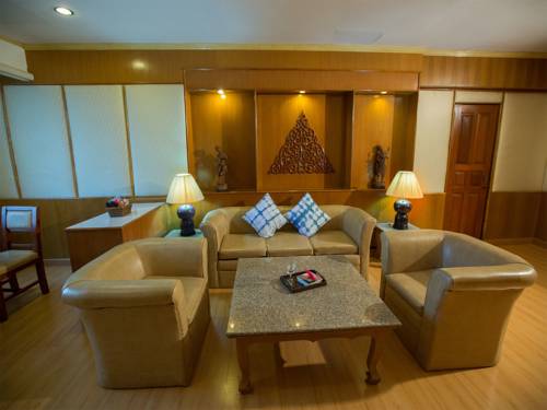 Imagen de la habitación del Hotel Phrae Nakara. Foto 6
