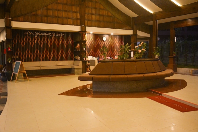 Imagen de los interiores del Hotel Phu Chom Mork Resort. Foto 19