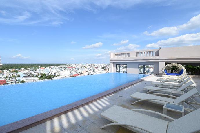 Imagen de la piscina del Hotel Phu Cuong Hotel Ca Mau. Foto 15