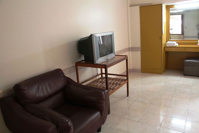 Imagen de la habitación del Hotel Phu Inn. Foto 9