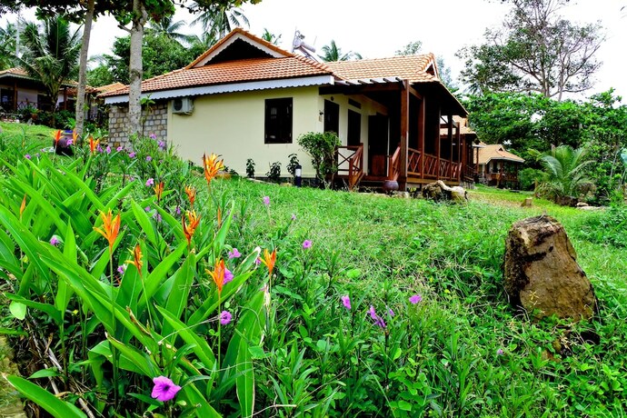 Imagen de la habitación del Hotel Phu Quoc Eco Beach Resort. Foto 24
