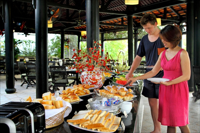 Imagen del bar/restaurante del Hotel Phu Thinh Boutique Resort and Spa. Foto 5