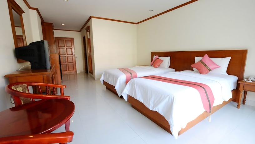 Imagen de la habitación del Hotel Phu View Talay Resort. Foto 17