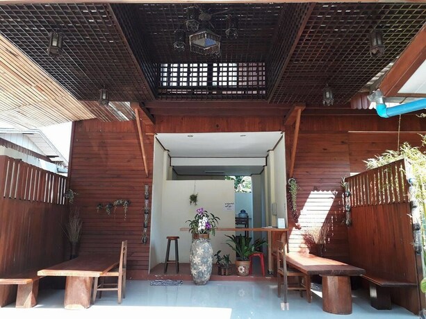 Imagen de los interiores del Hotel Phubarn Inn. Foto 20