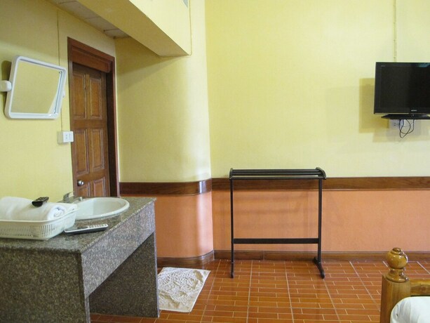 Imagen de la habitación del Hotel Phuendernthang Resort. Foto 15