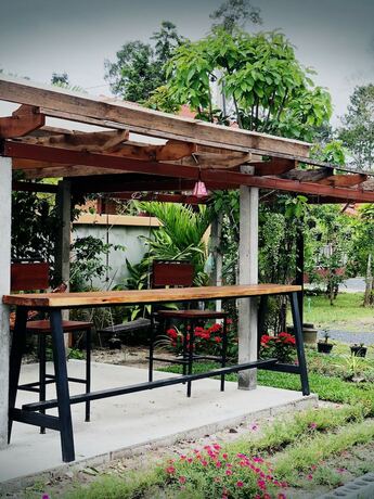 Imagen del bar/restaurante del Hotel Phuengluang Resort. Foto 15