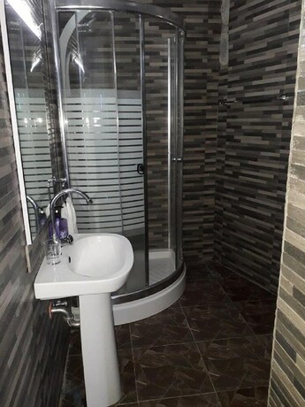 Imagen de la habitación del Hotel Phuenics De Galera. Foto 23