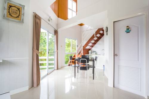 Imagen de la habitación del Hotel Phukaew Resort and Adventure Park. Foto 12