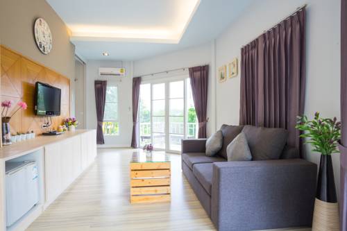 Imagen de la habitación del Hotel Phukaew Resort and Adventure Park. Foto 14