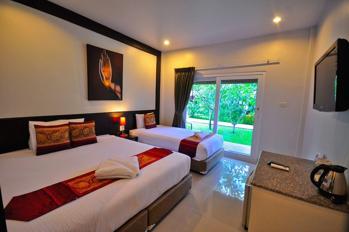 Imagen de la habitación del Hotel Phuket Airport Hotel. Foto 12