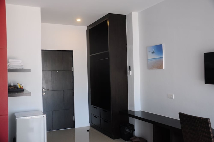 Imagen de la habitación del Hotel Phuket Airport Place. Foto 12