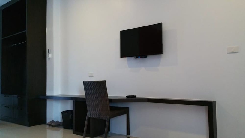 Imagen de la habitación del Hotel Phuket Airport Place. Foto 16