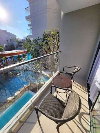 Imagen de la habitación del Hotel Phuket Emerald Beach Resort. Foto 11