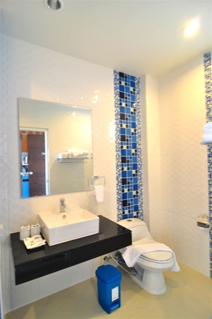 Imagen de la habitación del Hotel Phuket Jula Place. Foto 5
