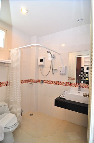 Imagen de la habitación del Hotel Phuket Jula Place. Foto 6