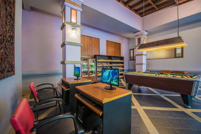 Imagen de los interiores del Hotel Phuket Kata Resotel. Foto 12