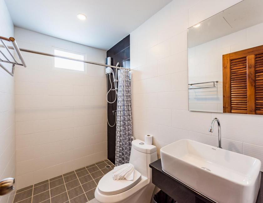 Imagen general del Hotel Phuket Marine Poshtel. Foto 4
