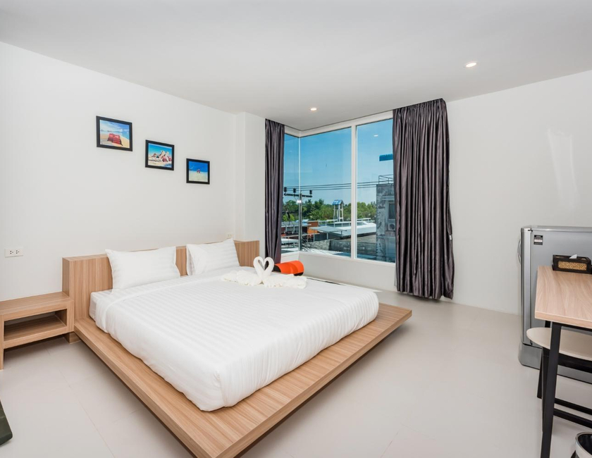 Imagen general del Hotel Phuket Marine Poshtel. Foto 6