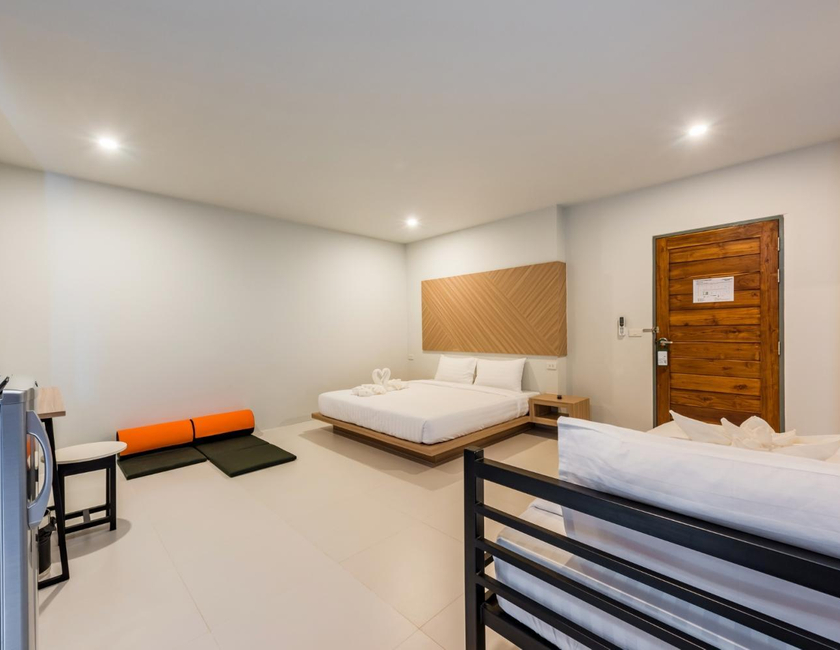 Imagen general del Hotel Phuket Marine Poshtel. Foto 24