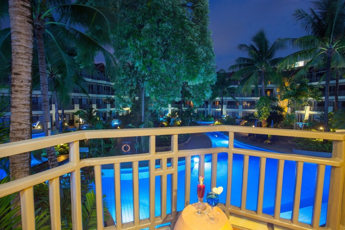 Imagen de la piscina del Hotel Phuket Marriott Resort and Spa, Merlin Beach - Sha Plus. Foto 16