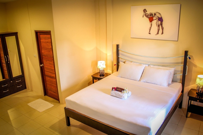 Imagen de la habitación del Hotel Phuket Muay Thai House. Foto 4