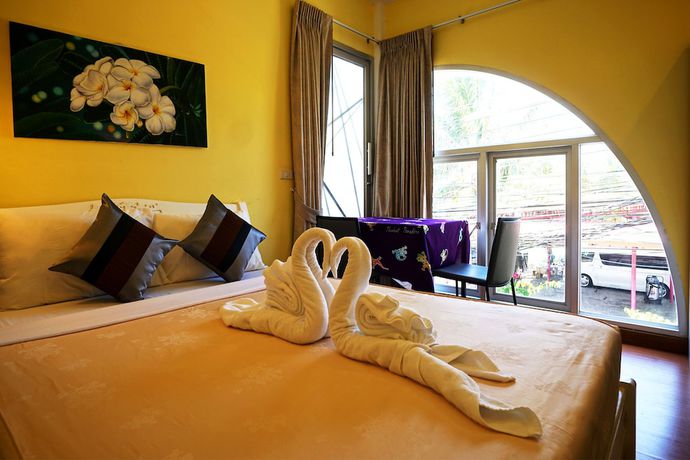 Imagen de la habitación del Hotel Phuket Paradiso. Foto 4