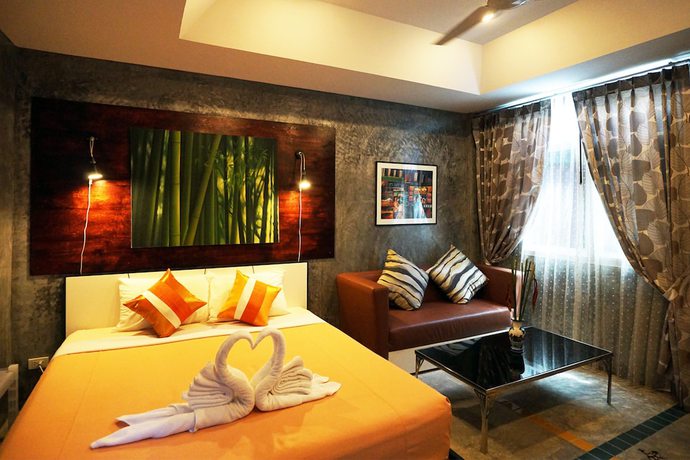 Imagen de la habitación del Hotel Phuket Paradiso. Foto 13