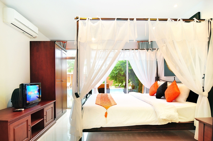 Imagen de la habitación del Hotel Phuket Sea Resort. Foto 5
